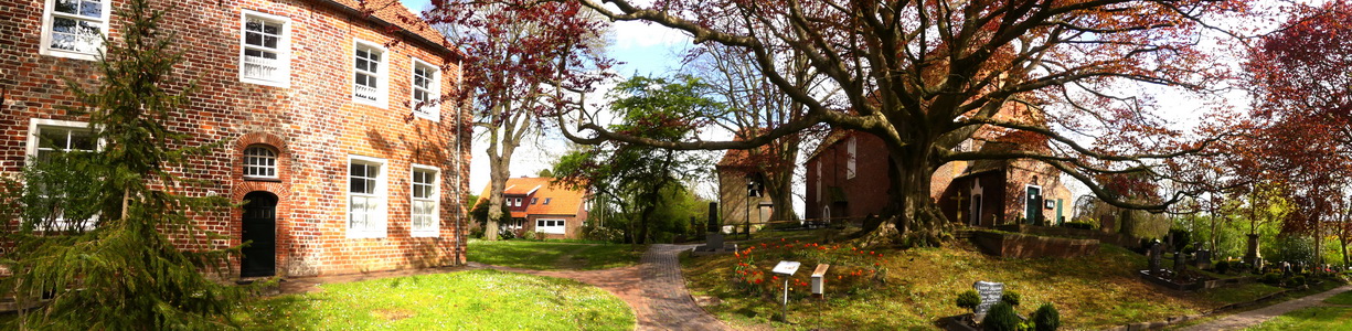 Gemeindehaus, Kirche